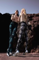 Trasparenze - Collant opaque avec motif roses au look noir et blanc Trasparenze - Collant opaque avec motif roses au look noir et blanc